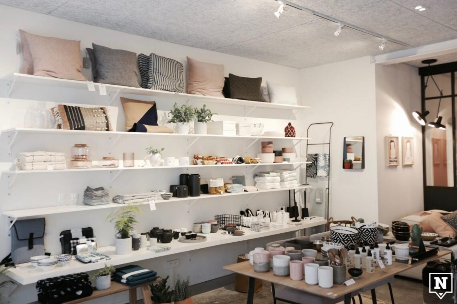 PLEK store
