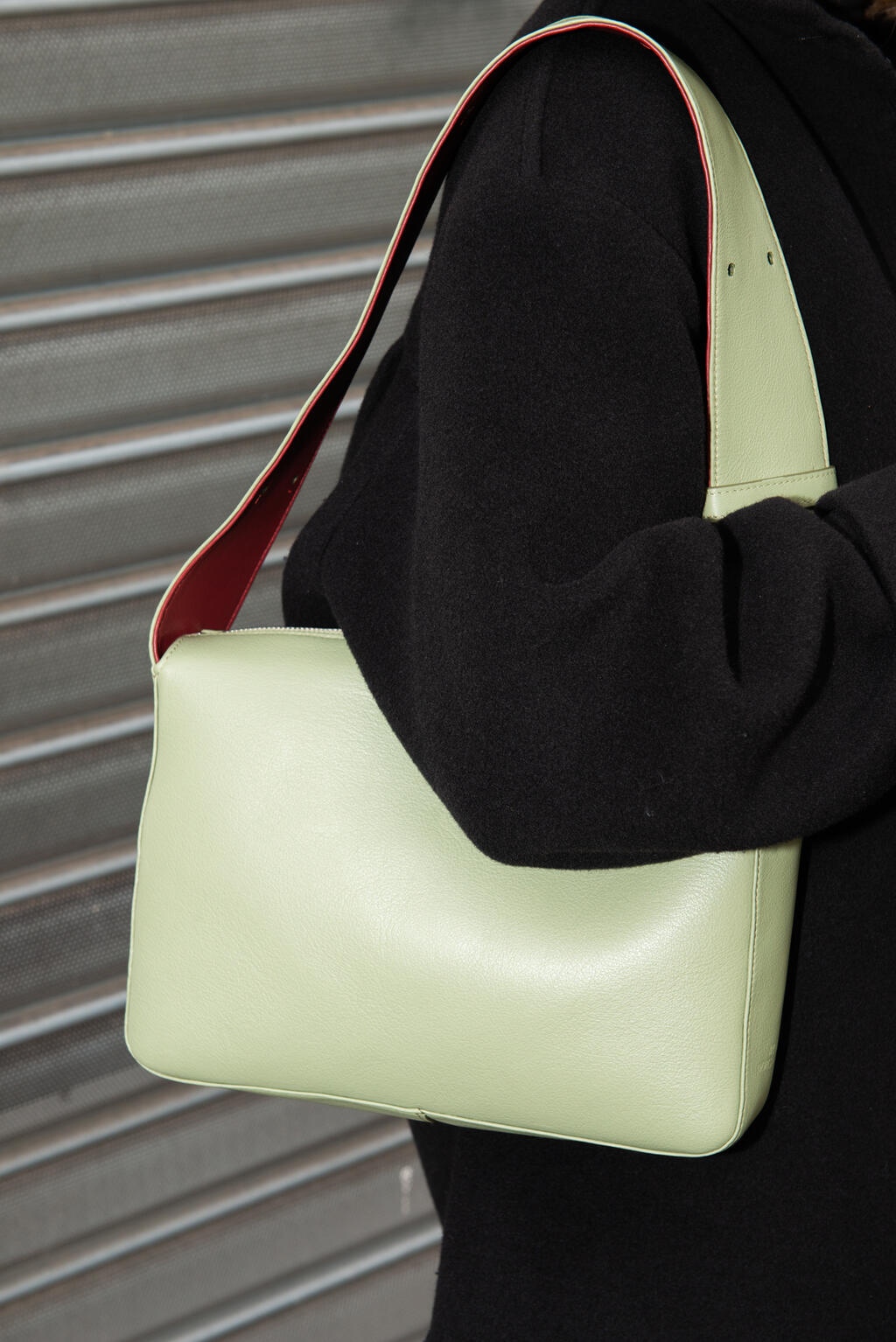 olive-lowres-4-jpg-1777450129.jpg