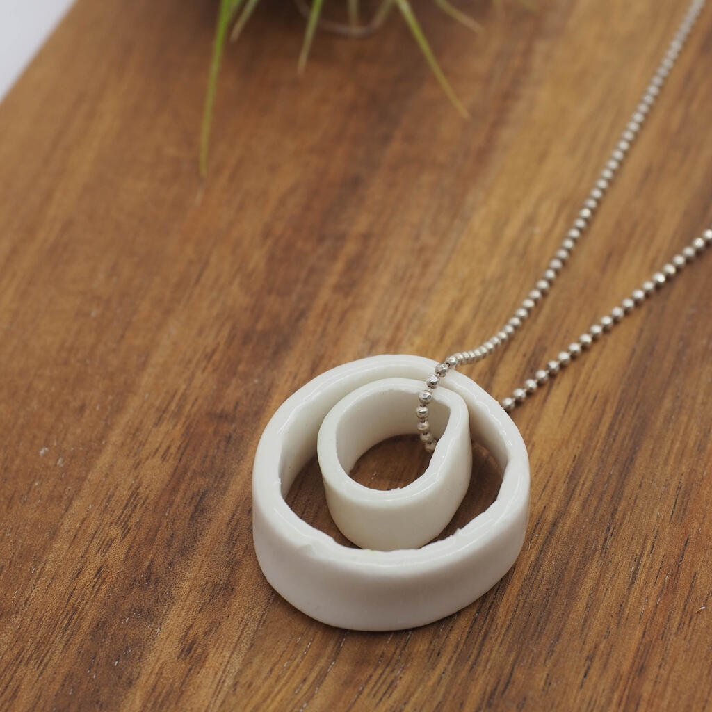 0001-marblemoods-necklaces-one-of-a-kind-pa172788-0001-jpg-1606119442.jpg