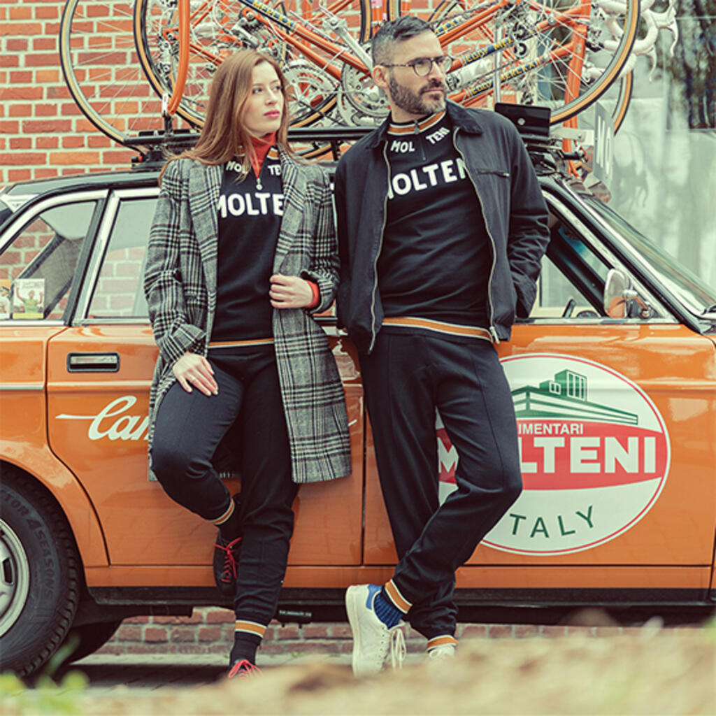 molteni-tracksuit-side-jpg-1591874440.jpg