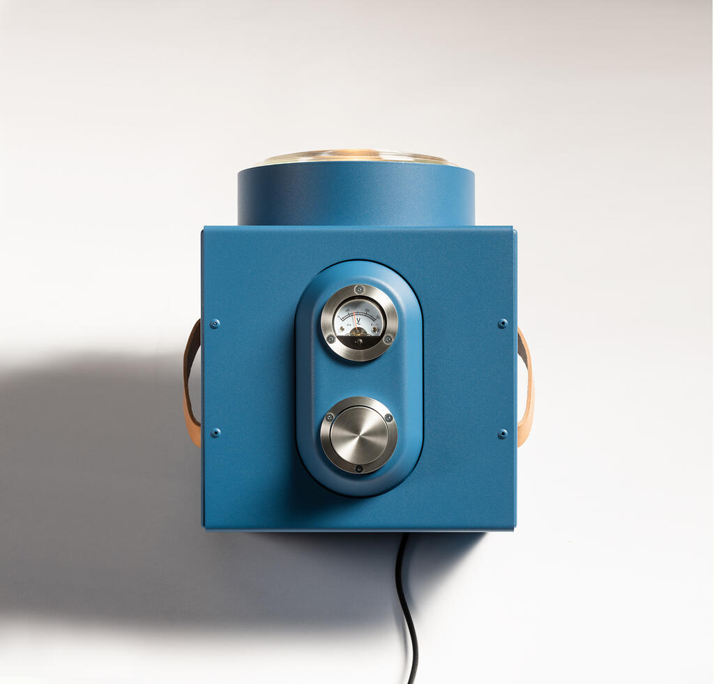 lm-b-top-square-jpg-1591788507.jpg